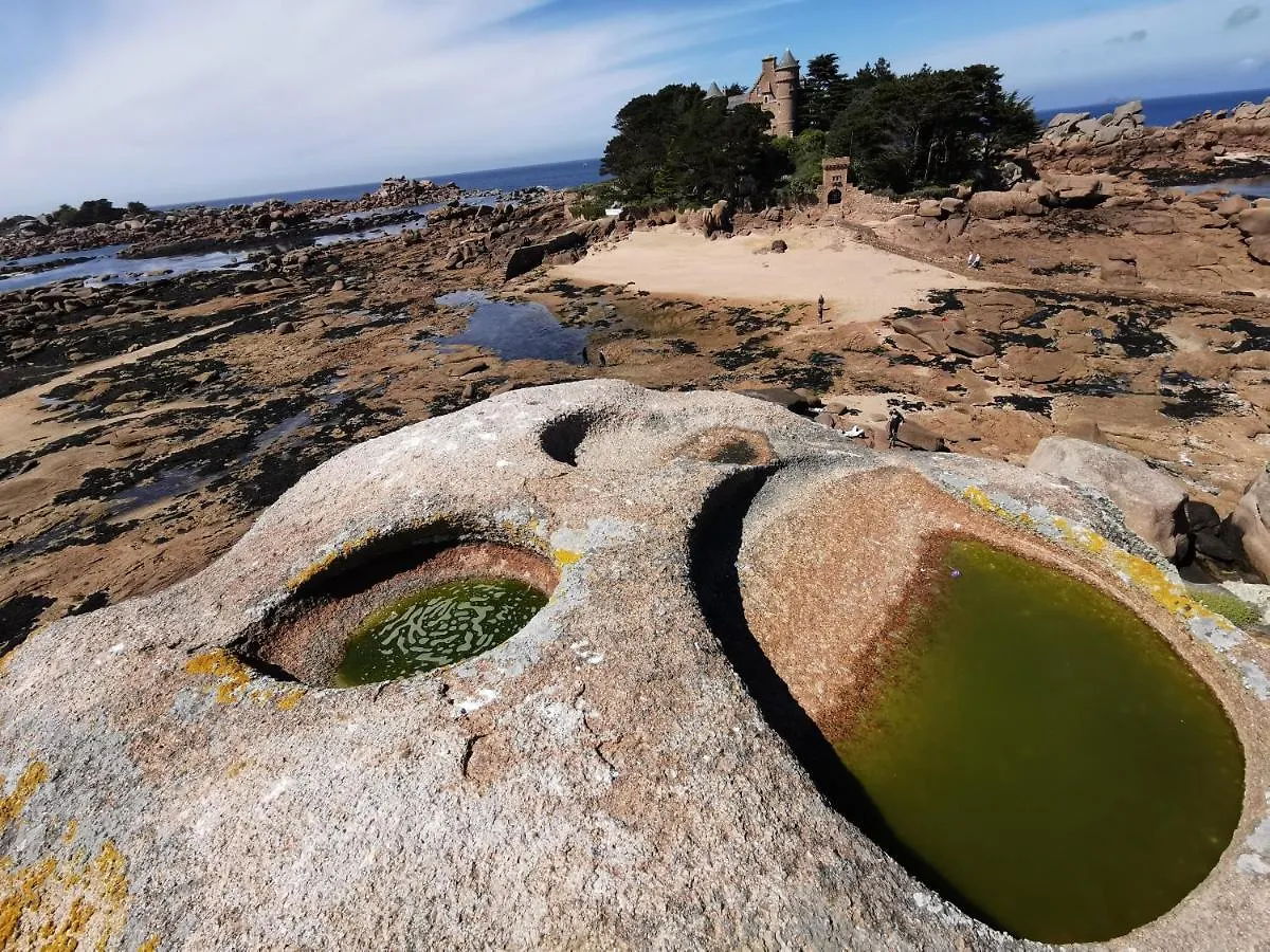 Saint-Quay-Perros Haut En Couleurs בית נופש